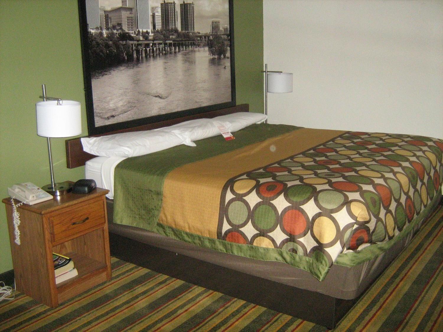 ซูเปอร์ 8 บาย วินด์แฮม ริชมอนด์/แชมเบอร์เลน โร้ด Hotel ภายนอก รูปภาพ